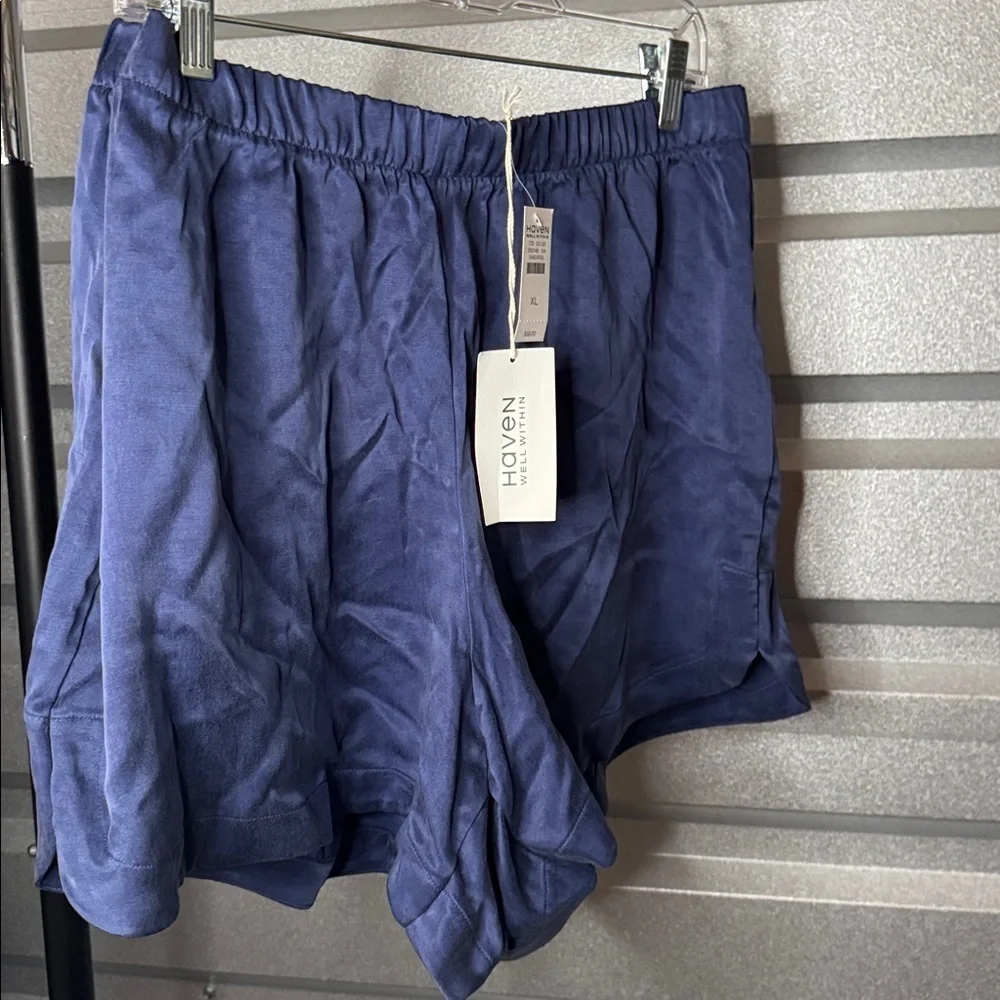 NWT!!! Haven well within blue natural luxe curved hem shorts, size XL